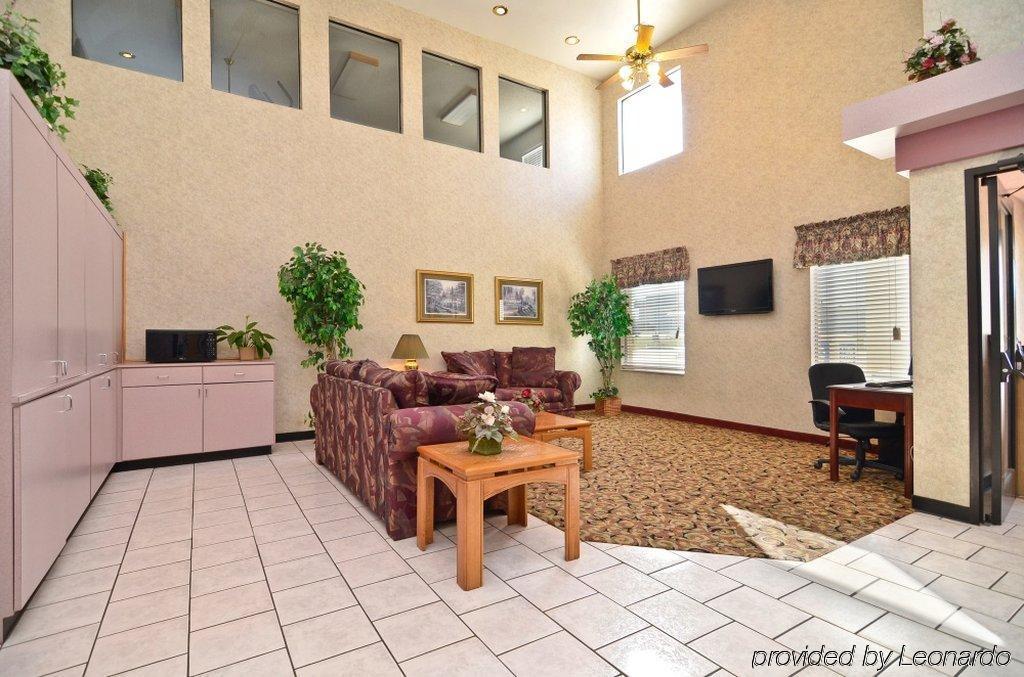 Baymont By Wyndham Ardmore I-35 내부 사진